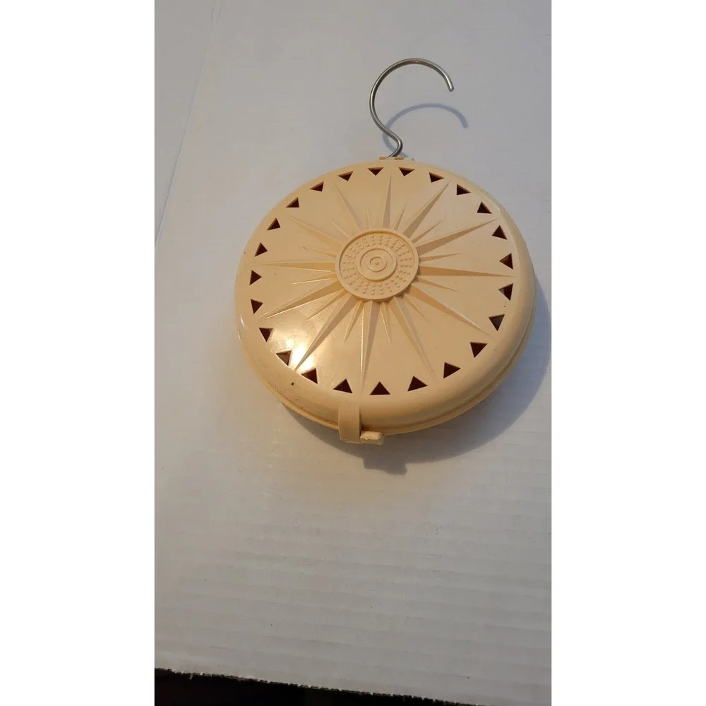 Fuller Brush Company Closet Hanging Deodorizer .